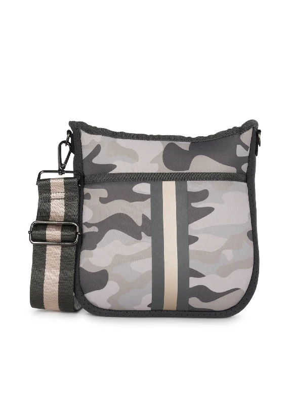 Jeri Safari Crossbody