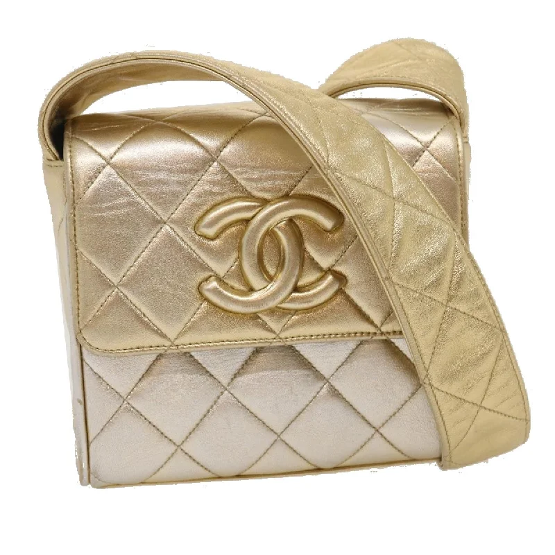 Chanel Leather Shoulder Bag (Pre-Owned)