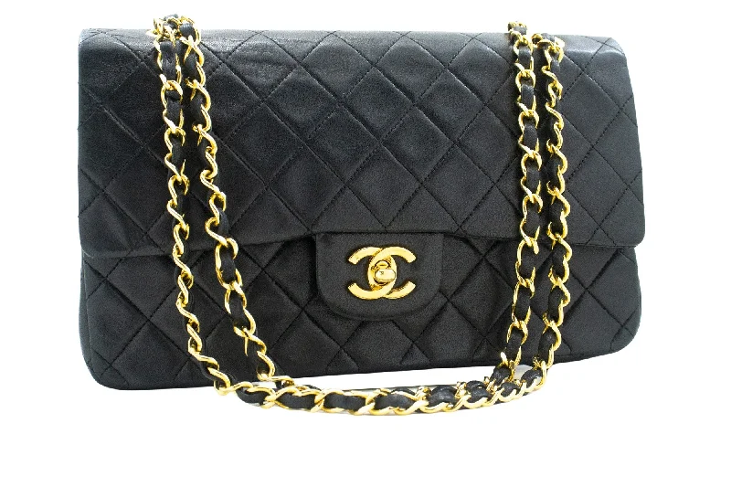 Chanel Classic Flap  Leather Shoulder Bag (Pre-Owned)